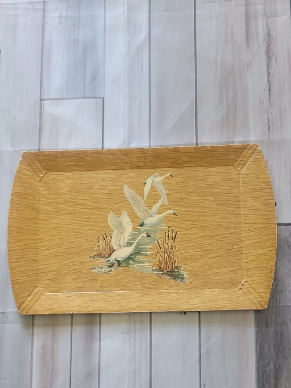 Vintage MCM Coronet Haskelite Lithograph Paper TV Tray w/ Swans Single wood tray